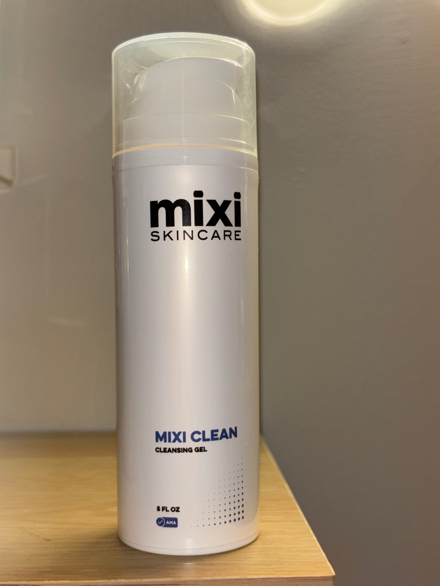 Mixi Clean: Cleansing Gel